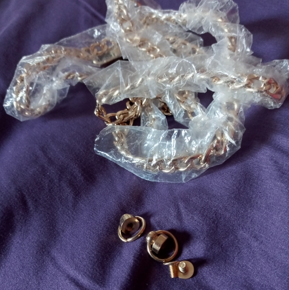 Replacement Strap/O Ring Rivets - Picture 2 of 4